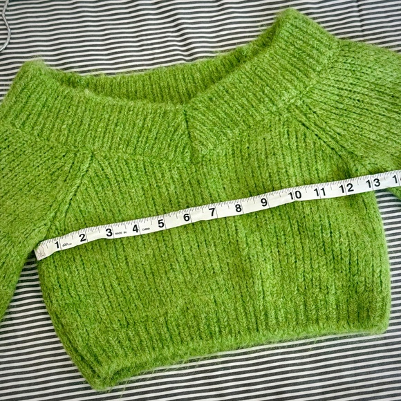 & Other Stories Off-Shoulder Wool Knit Jumper – XS - Picture 5 of 8